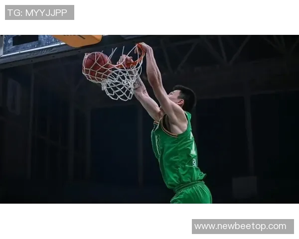 张镇麟追身排球大帽震撼全场彰显防守极限