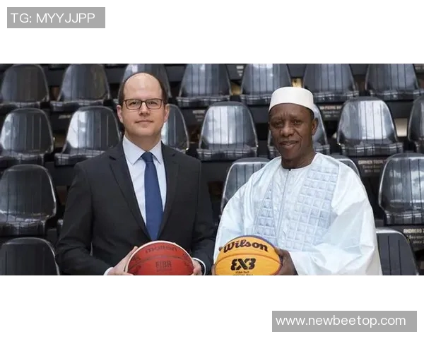 中国篮协主席郭振明会见国际篮联秘书长安德里亚·扎格里斯